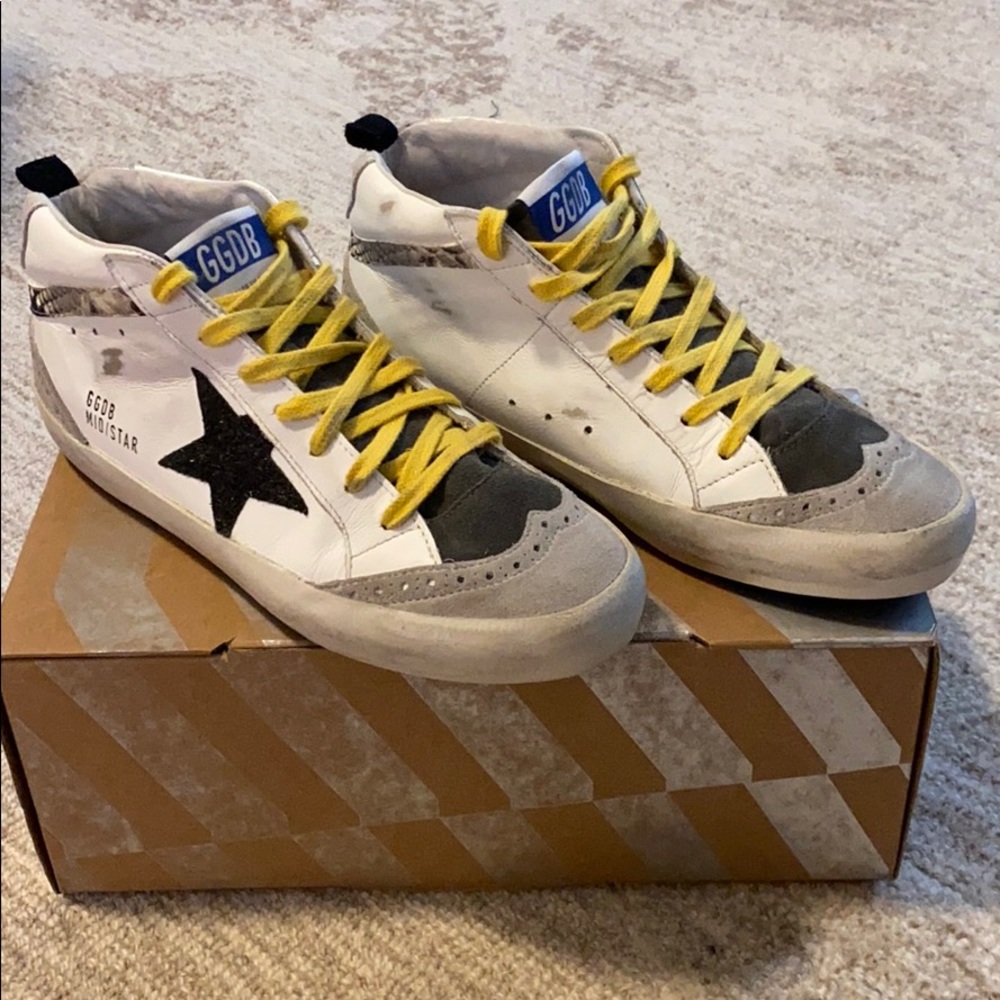 Golden Goose Mid Star Sneakers